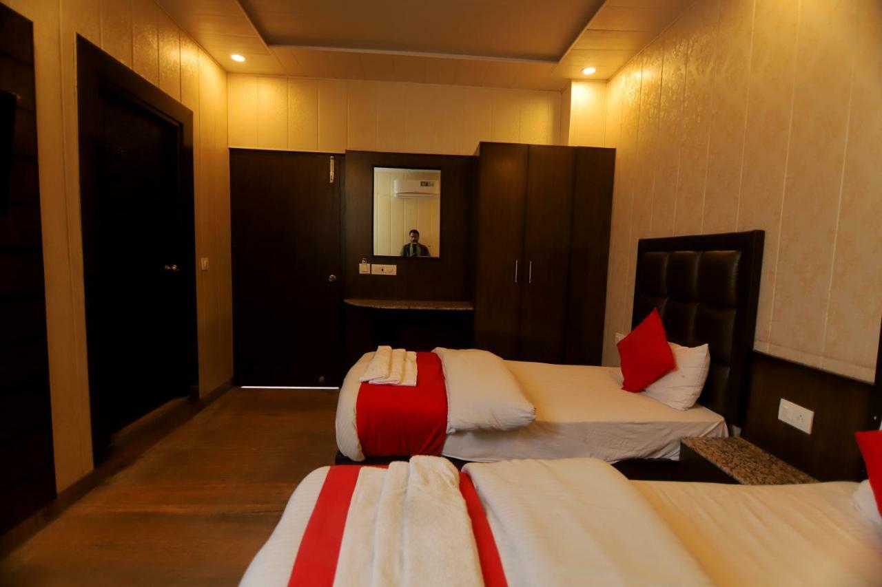 Hotel Sk International Rishīkesh Exteriör bild